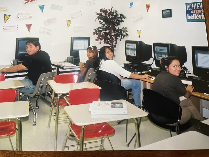 Students in an early-2000s computer science classroom